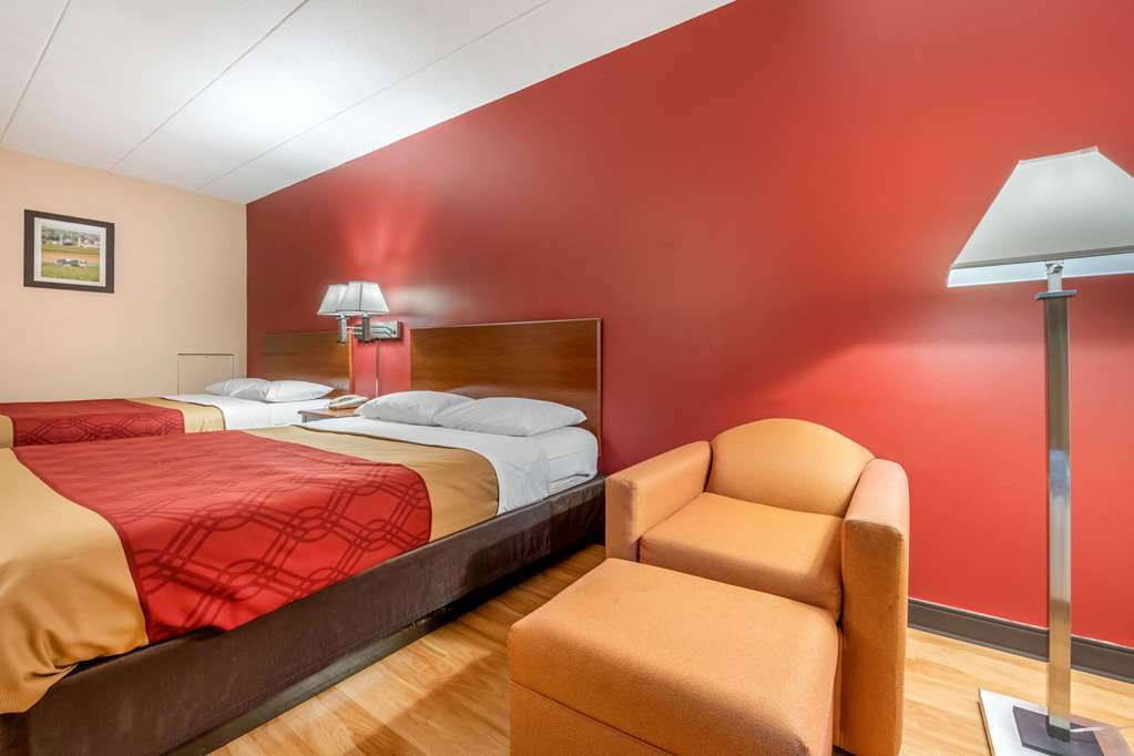 Lodge Baymont By Wyndham Lancaster Pa Dutch Country Lancaster